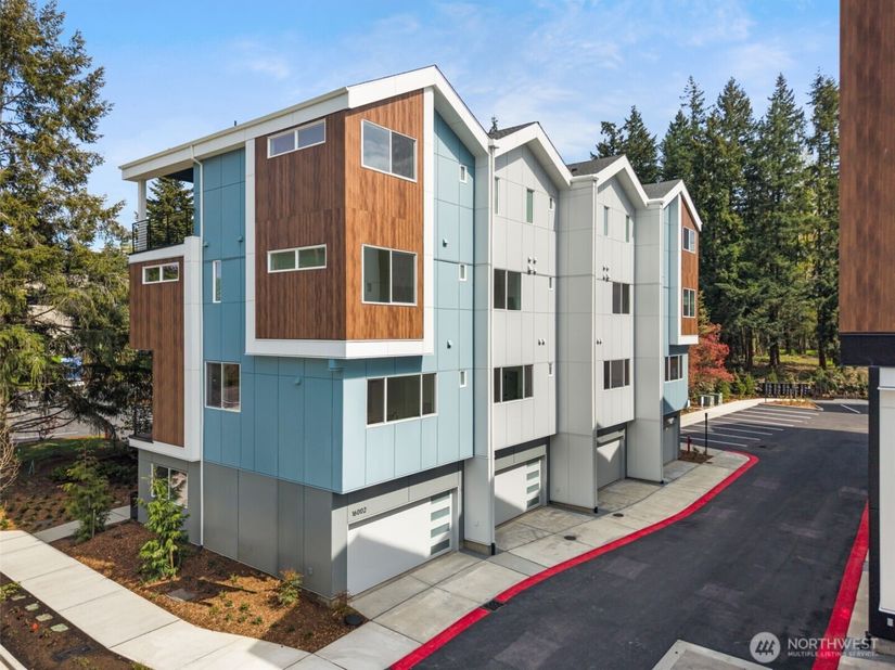 16012 SE 31st Lane, Bellevue WA 98008