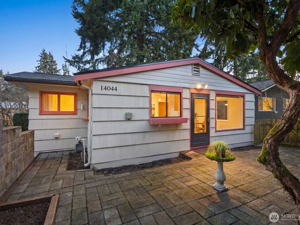 14044 Lenora Place N, Seattle WA 98133
