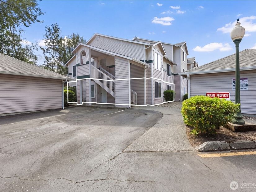11518 12th Avenue W D101, Everett WA 98204