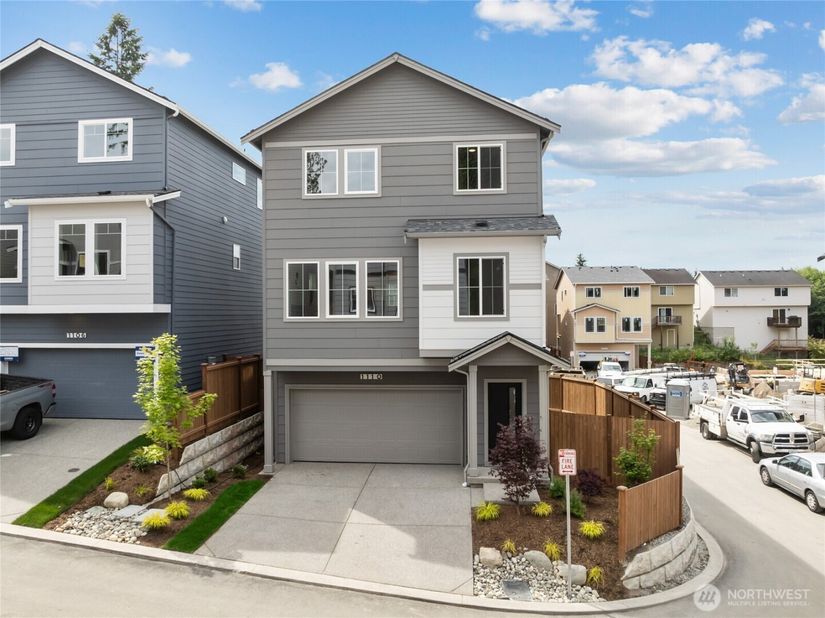 1117 138th Place SW, Lynnwood WA 98087