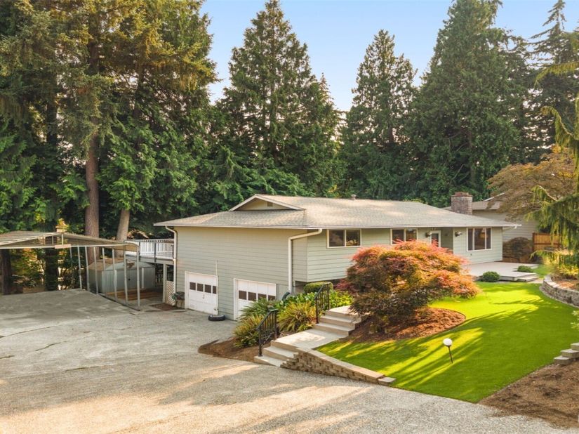 10763 NE 139th Street, Kirkland WA 98034