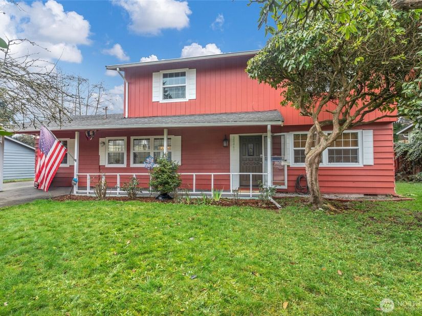 28461 26th Avenue S, Federal Way WA 98003