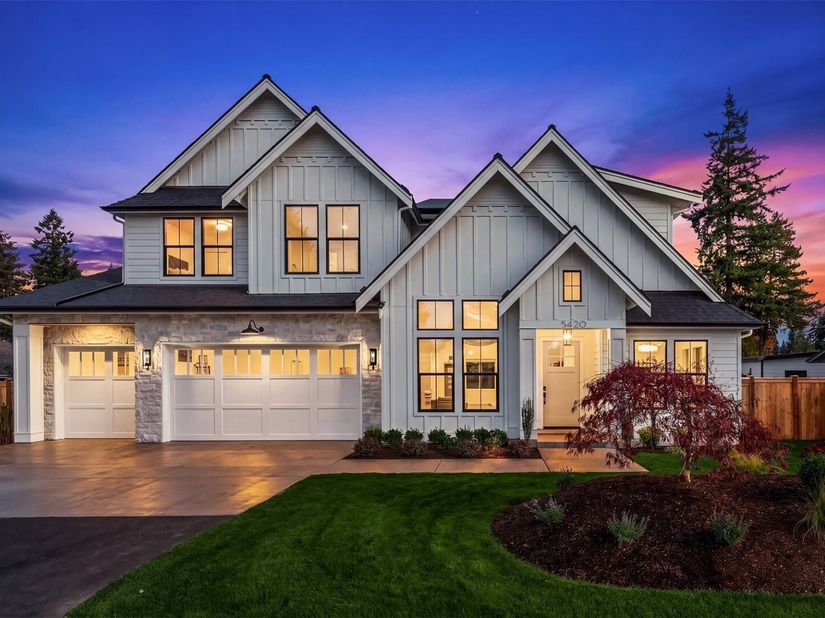 5420 117th Avenue SE, Bellevue WA 98006