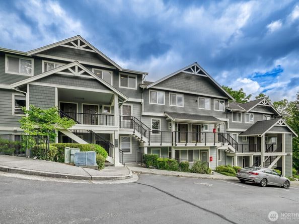 19010 68th Avenue NE B202, Kenmore WA 98028