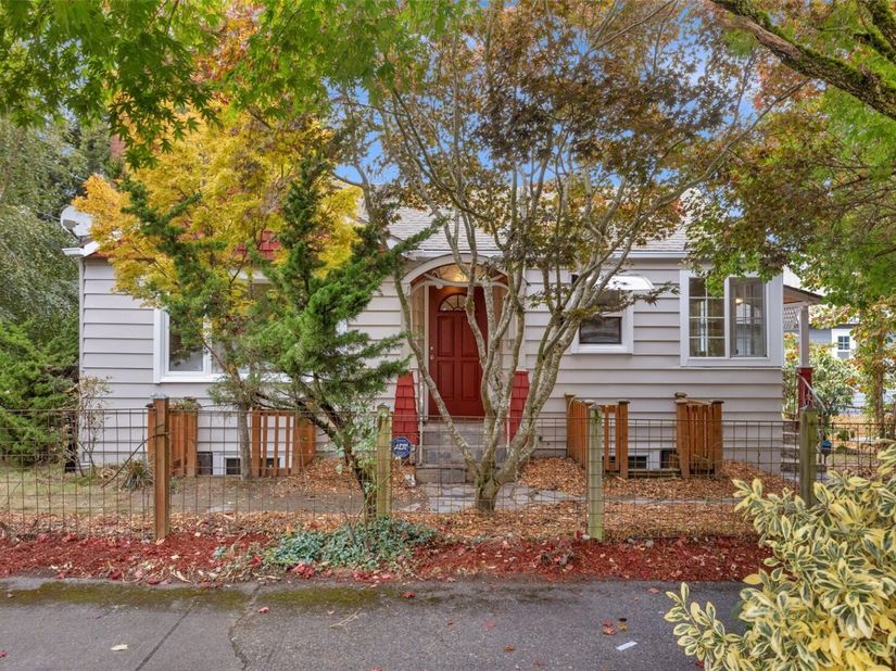 8 W Fulton Street, Seattle WA 98119