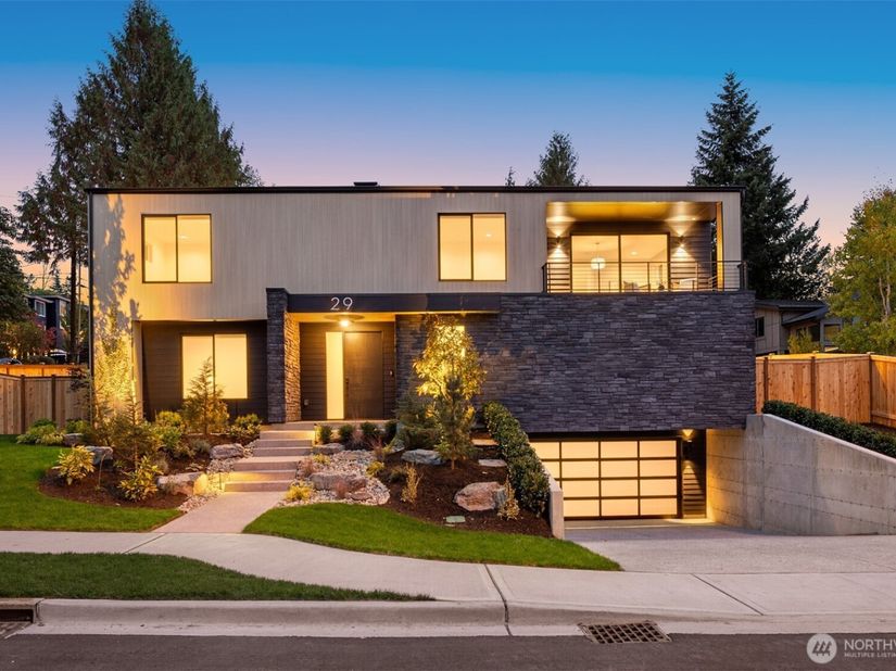 29 20th Avenue, Kirkland WA 98033
