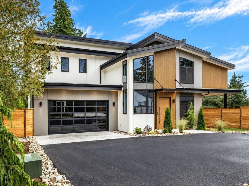 8336 NE 148th Place, Kenmore WA 98028