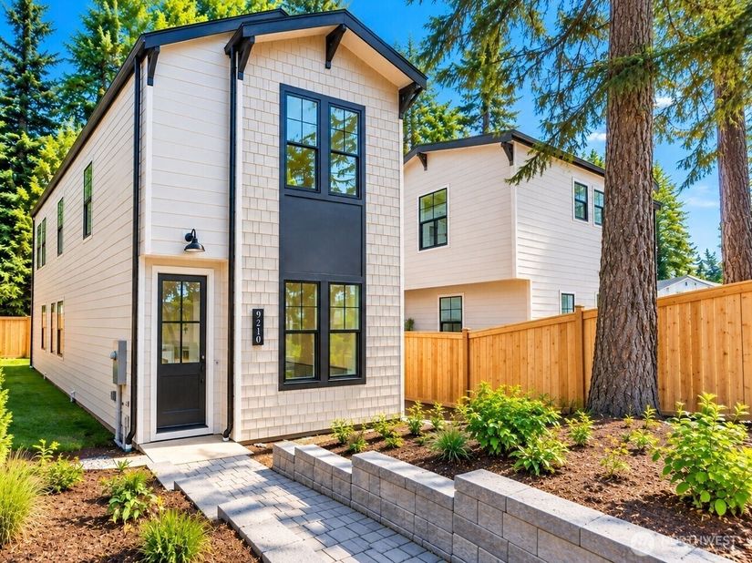 9210 116th Avenue NE, Kirkland WA 98033
