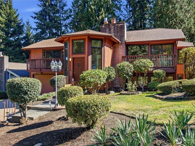 4038 169th Avenue SE, Bellevue WA 98008