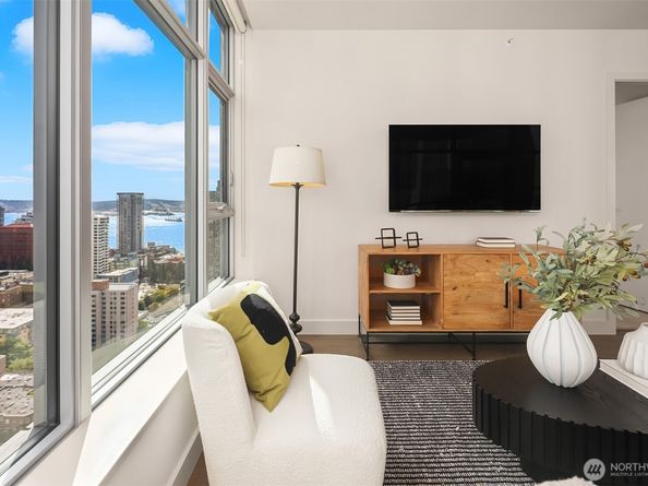 583 Battery Street 3002N, Seattle WA 98121