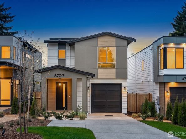 8707 126th Avenue NE, Kirkland WA 98033