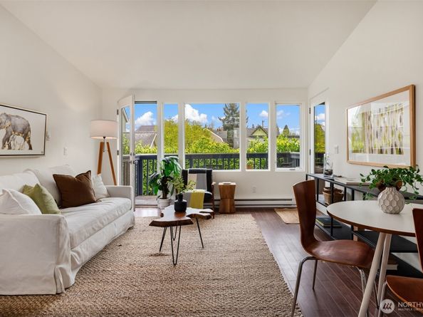 1519 5th Ave W 5, Seattle WA 98119