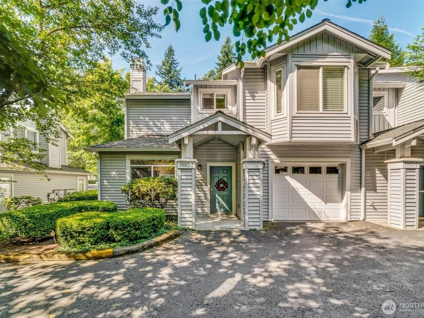 18012 NE 94th Court 1, Redmond WA 98052