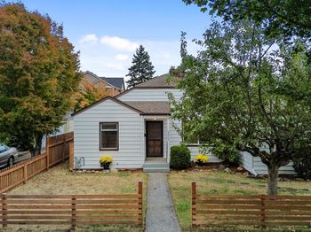 8216 21st Avenue NE