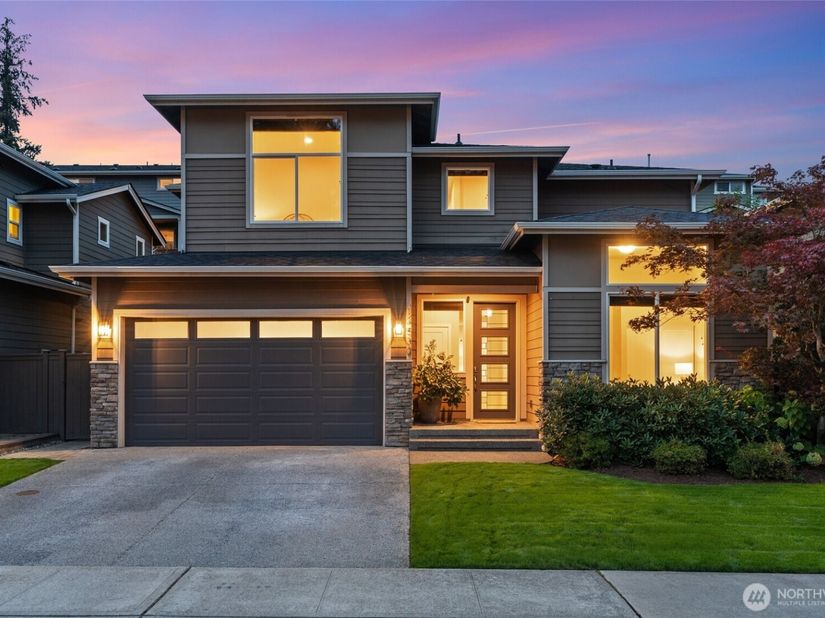 13530 NE 128th Place, Kirkland WA 98034