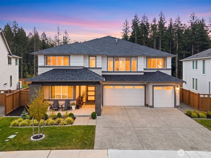 5541 Great Glen Road SW, Port Orchard WA 98367