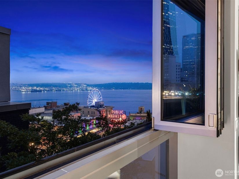 1521 2nd Avenue 802, Seattle WA 98101