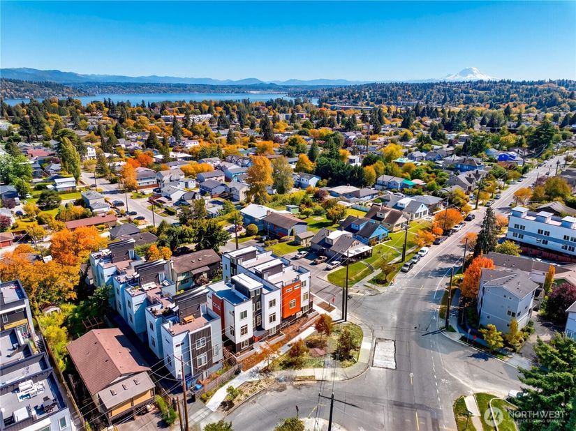 4302 S Holden Street, Seattle WA 98118