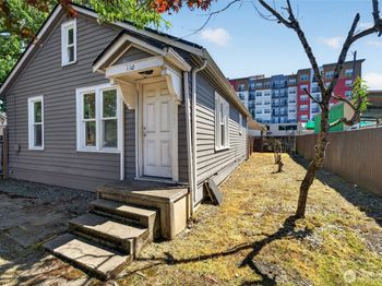 110 Lincoln Avenue