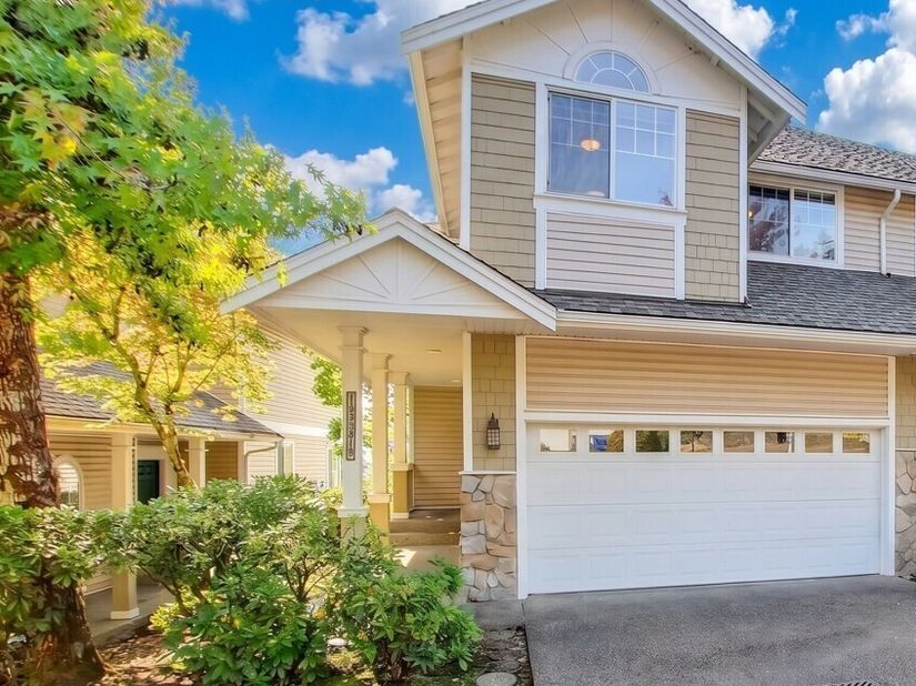 13021 NE 182nd Place A, Bothell WA 98011