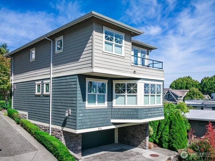 518 Prospect Street, Seattle WA 98109