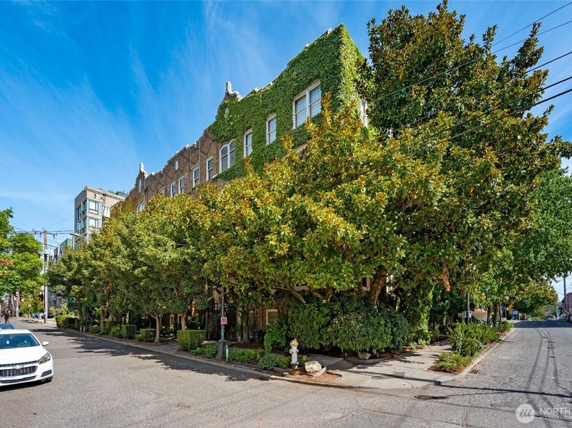 400 Boylston Avenue E 410, Seattle WA 98102
