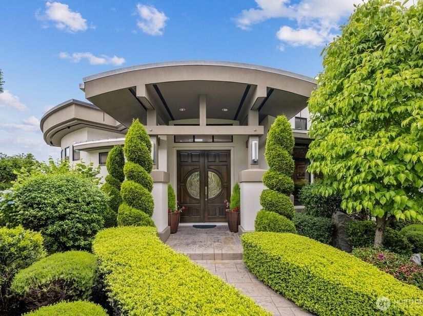 7619 115th Place NE, Kirkland WA 98033
