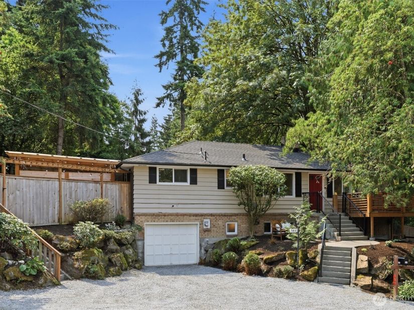 549 NW 205th Street, Shoreline WA 98177