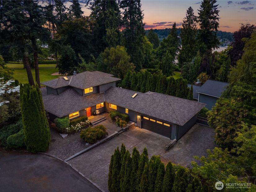 16315 Inglewood Place NE, Kenmore WA 98028