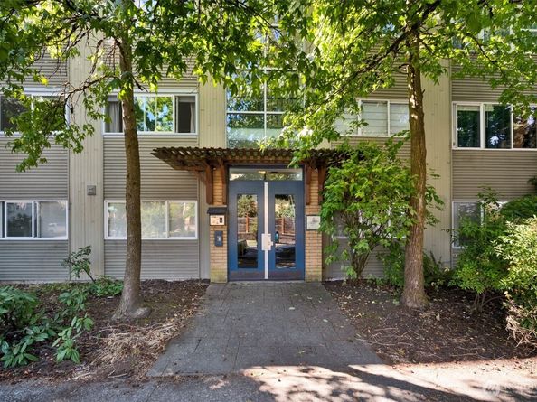 2111 E John Street 204, Seattle WA 98112