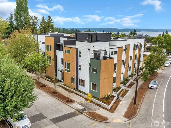 6400 Fauntleroy Way SW, Seattle WA 98136