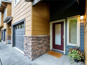 162 Cougar Ridge Road NW