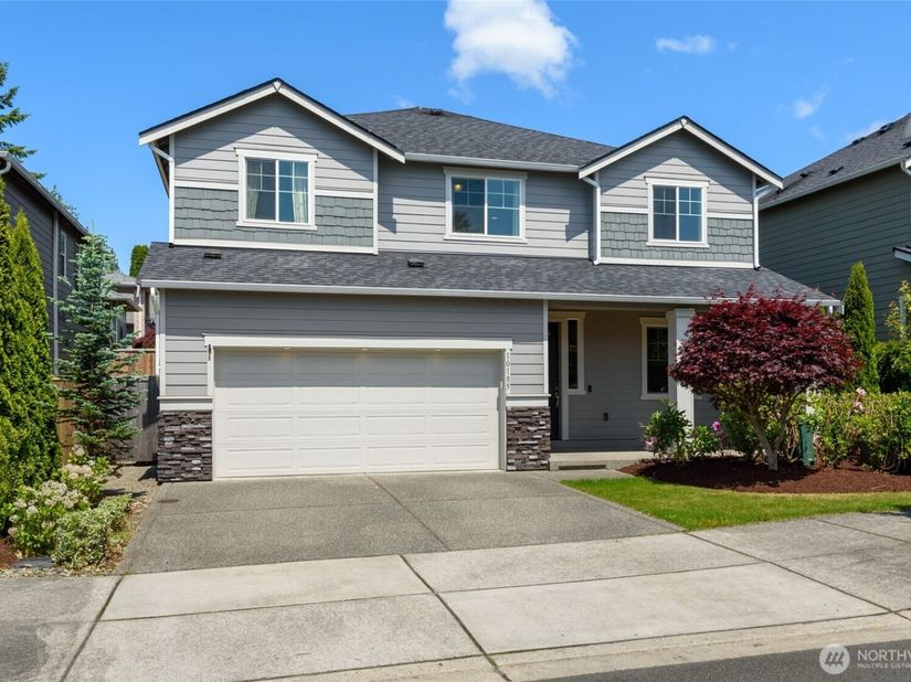 10185 33rd Place NE, Lake Stevens WA 98258