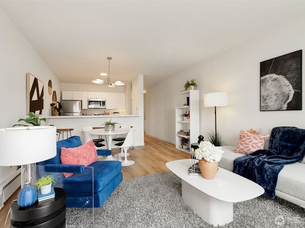 5824 NE 75th Street 307, Seattle WA 98115