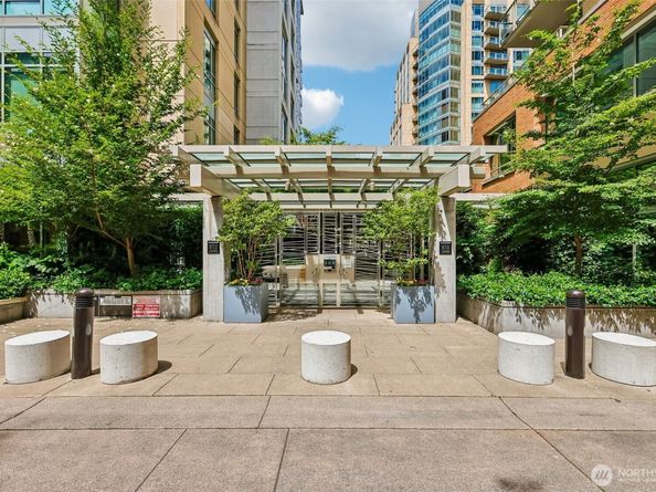 910 Lenora Street S1201, Seattle WA 98121