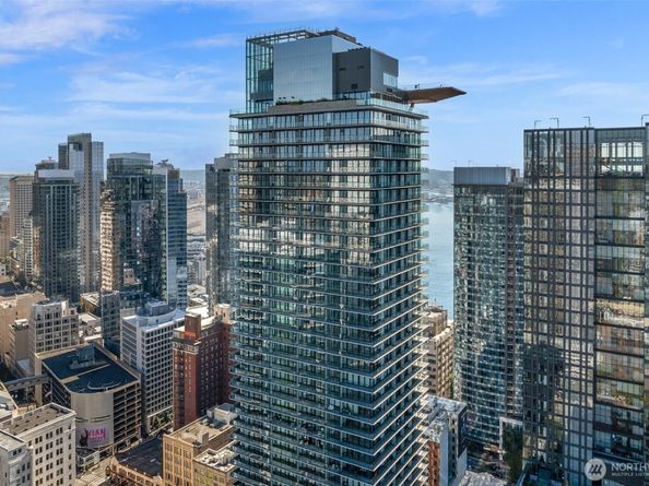300 Virginia Street 4111, Seattle WA 98101