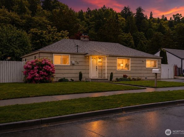 3608 SE 5th Place, Renton WA 98058