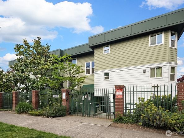 1818 18th Avenue 204, Seattle WA 98122