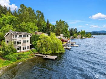 2033 E Lake Sammamish Parkway NE