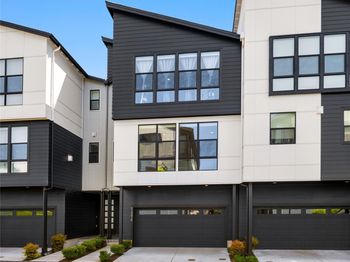 21907 25th St SE