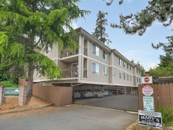 1475 N 200th Street 101, Shoreline WA 98133