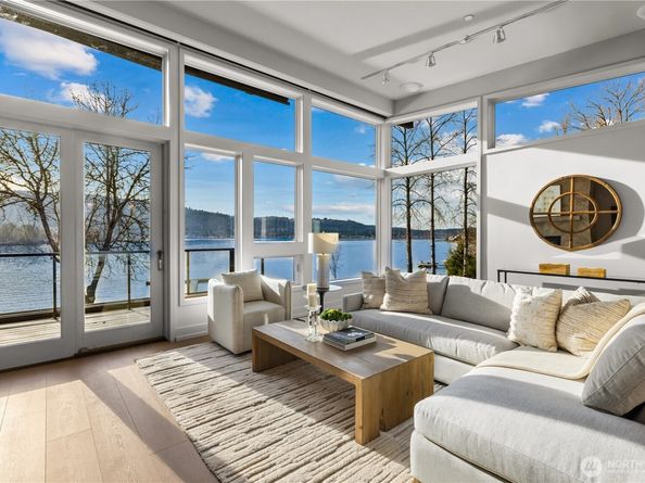 4323 E Lake Sammamish Parkway SE 4323, Issaquah WA 98029