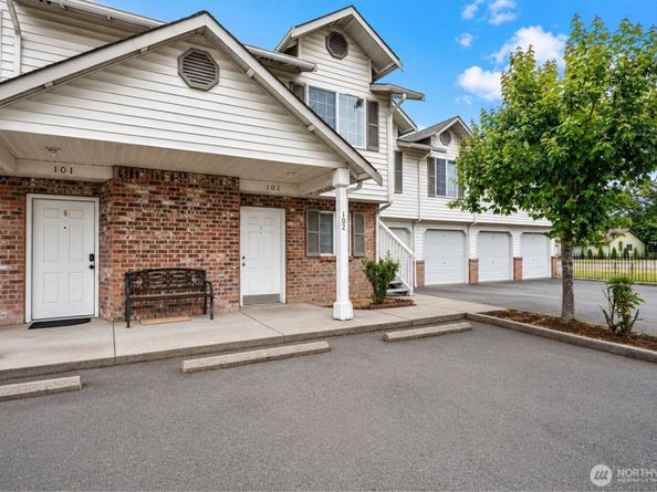 933 4th Avenue N 102, Kent WA 98032