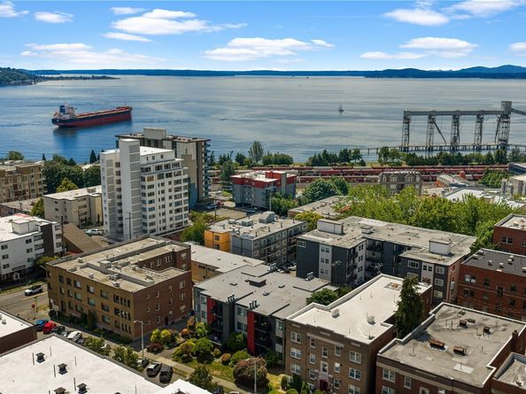 613 W 4th Avenue 103, Seattle WA 98119