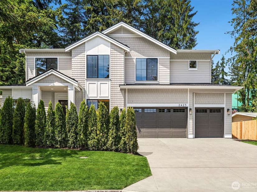 2425 153rd Avenue SE, Bellevue WA 98007