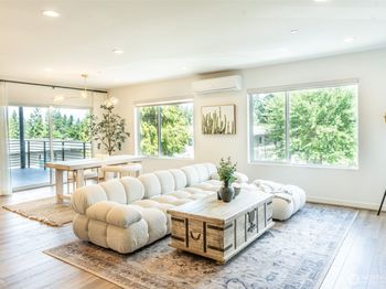 15558 NE 15th Place