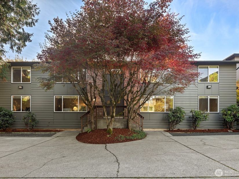 845 Kirkland Way, Kirkland WA 98033