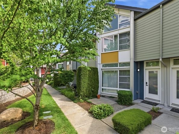 15200 NE 81st Way 106, Redmond WA 98052