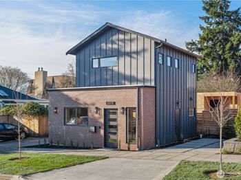 6315 9th Avenue NW