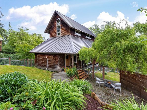 4710 New Sweden Avenue NE, Bainbridge Island WA 98110